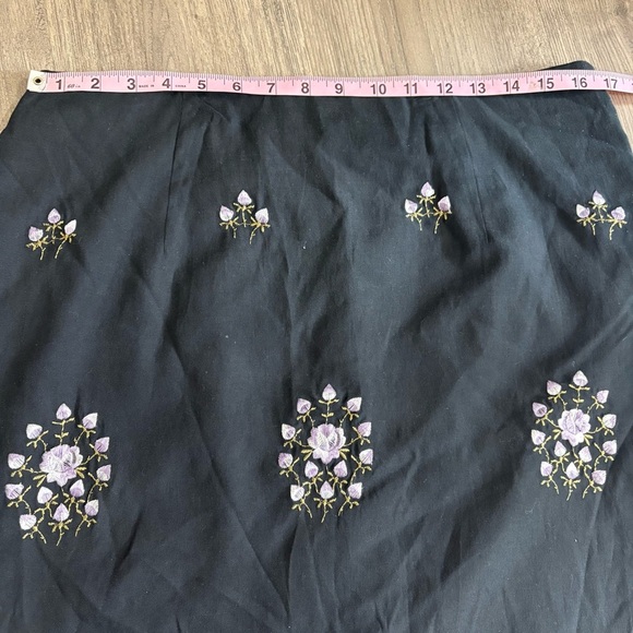 Vtg B. Moss Sz 14 Silk Blend  Black Purple Floral Embroidered Skirt Scallop Hem - Picture 6 of 8